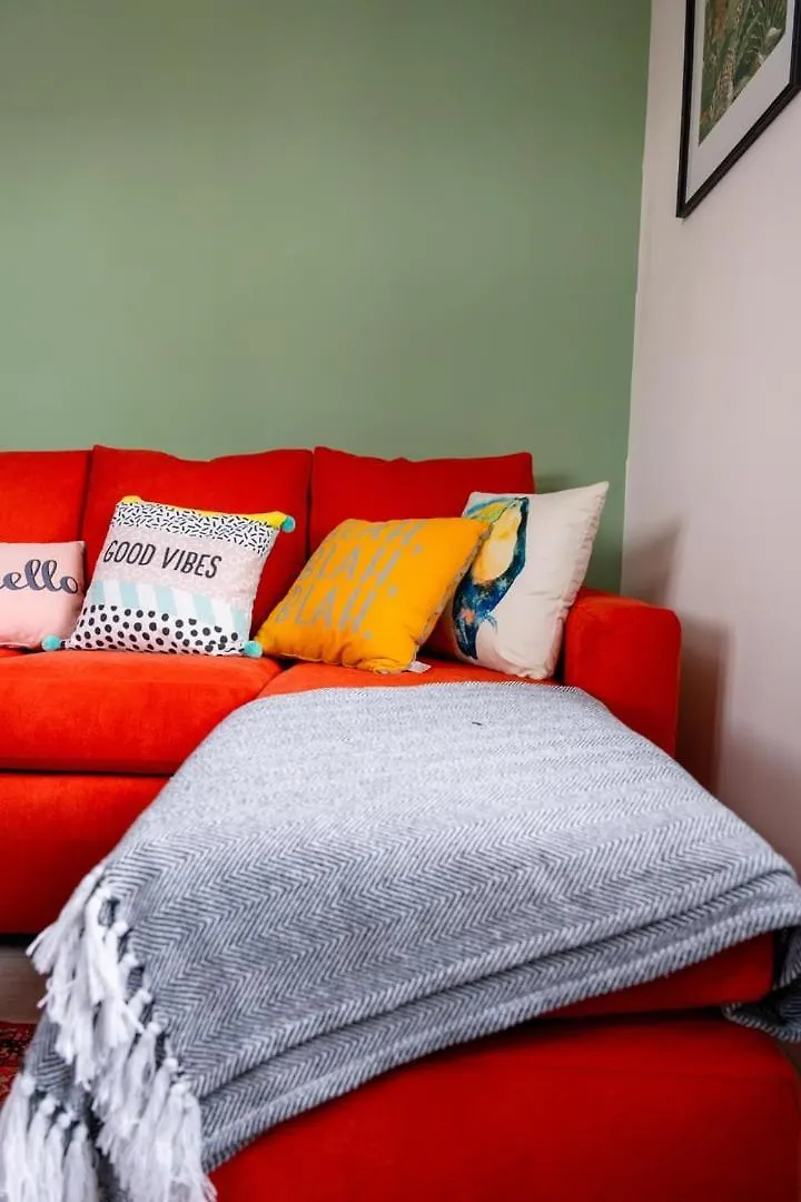 Cozy 2-Bedroom - Cyncoed Area Cardiff Apartment
