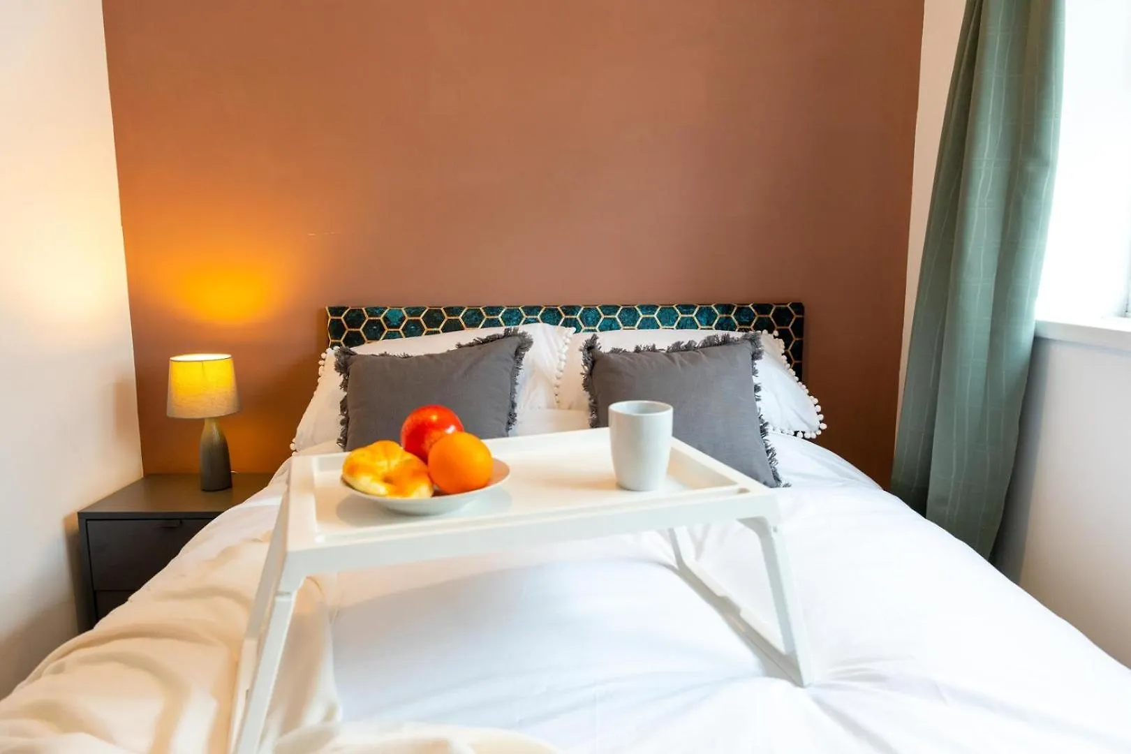 Cozy 2-Bedroom - Cyncoed Area Cardiff